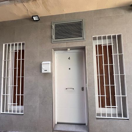 Fantastico Piso A 5 Minutos De La Estacion De Bus Y Tren A Metros De La Playa Málaga Exterior foto